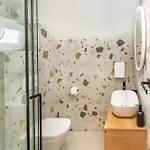 New! Oldie But Goldie Apartment